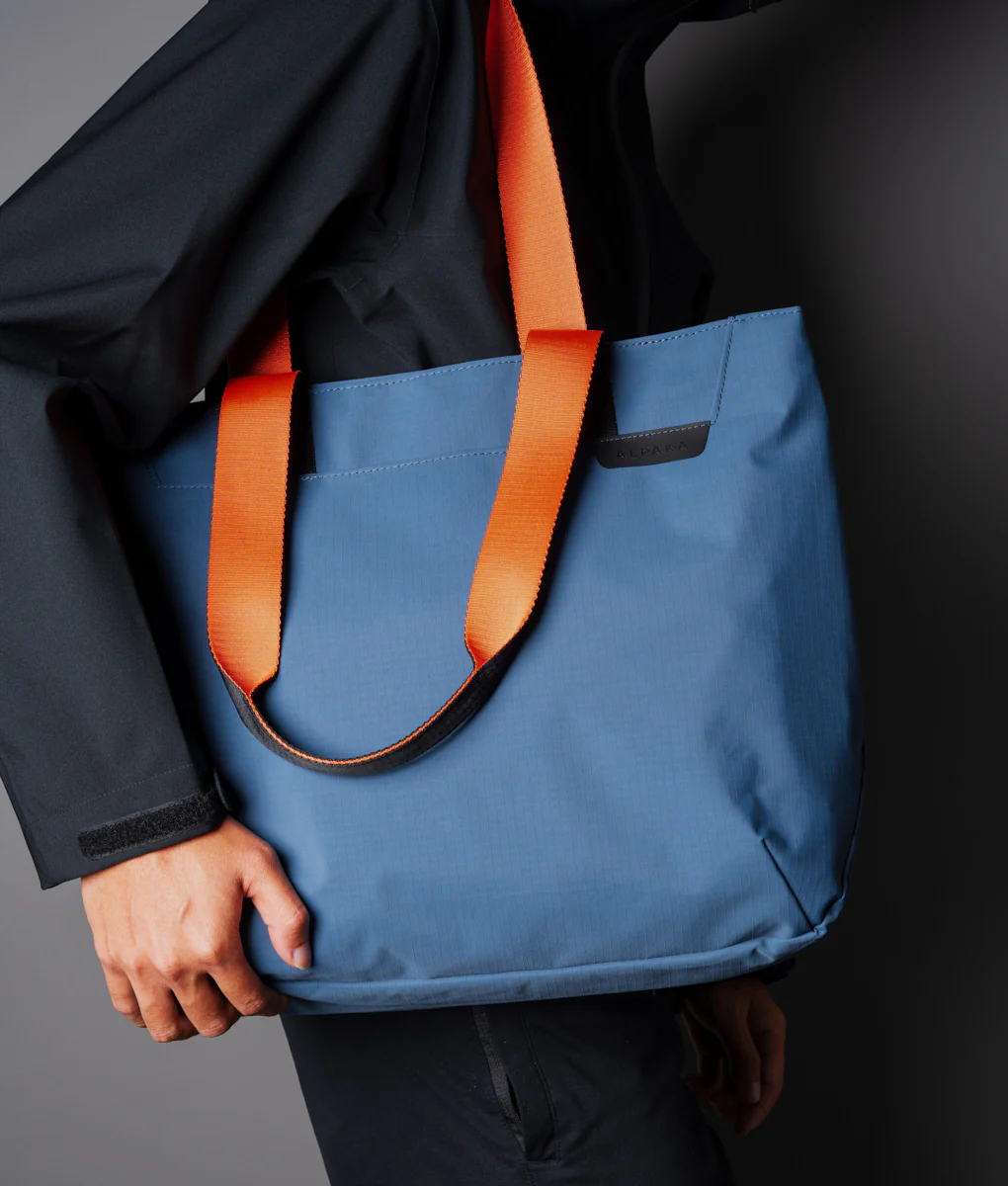 Elements Tote (M)