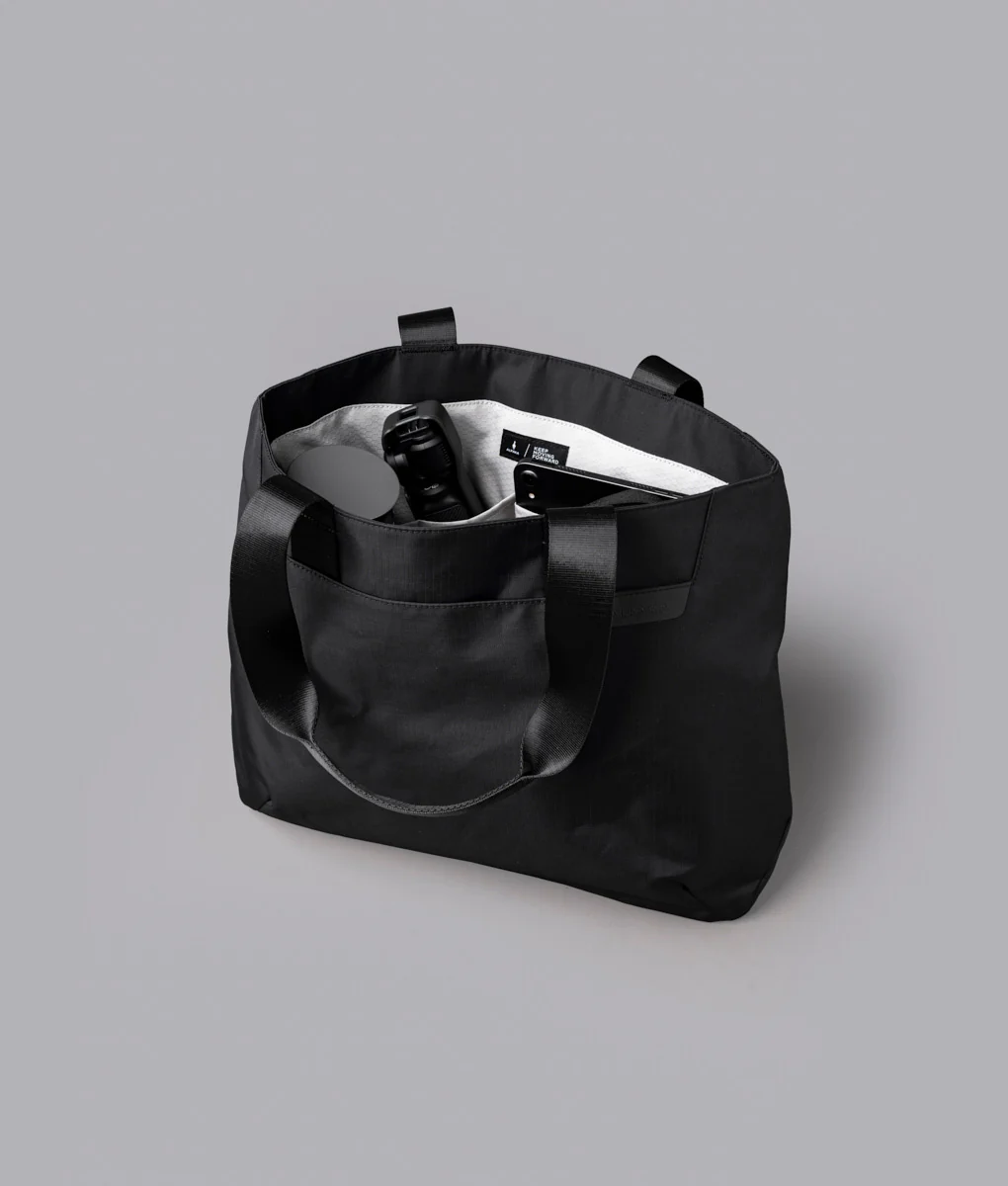 Elements Tote (M)