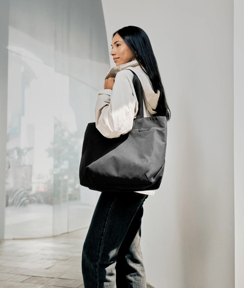 Elements Tote (M)