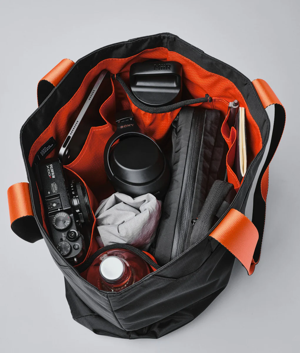 Elements Tote (M)