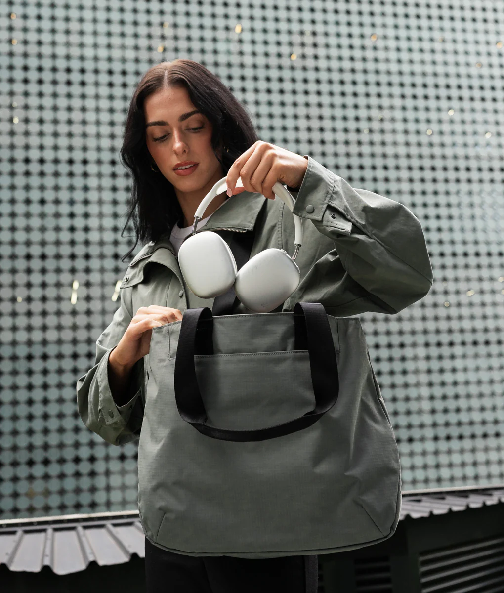 Elements Tote (M)