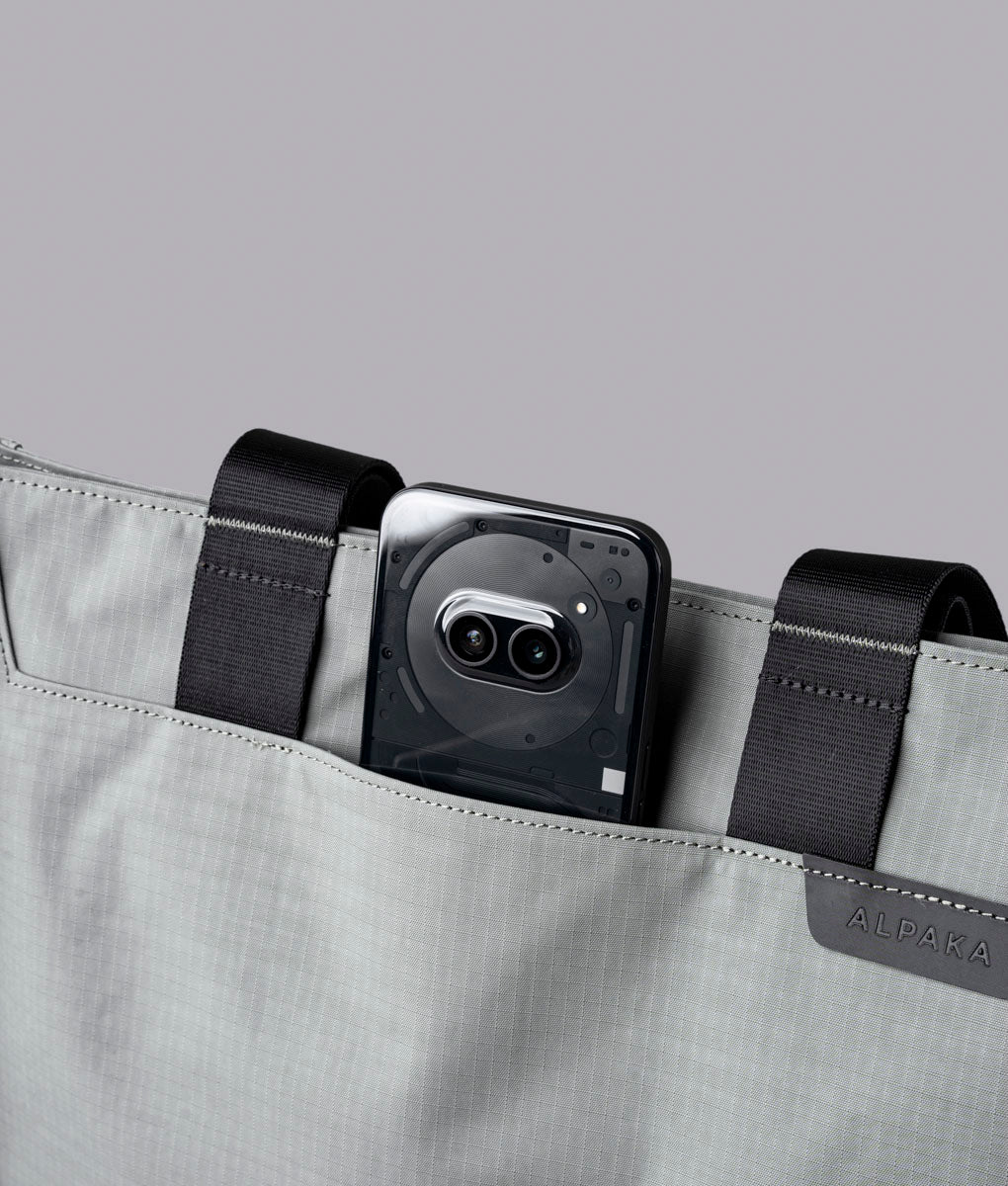 Elements Tote (M)