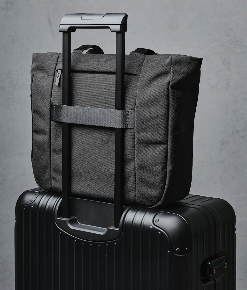 Bravo Tote V1
