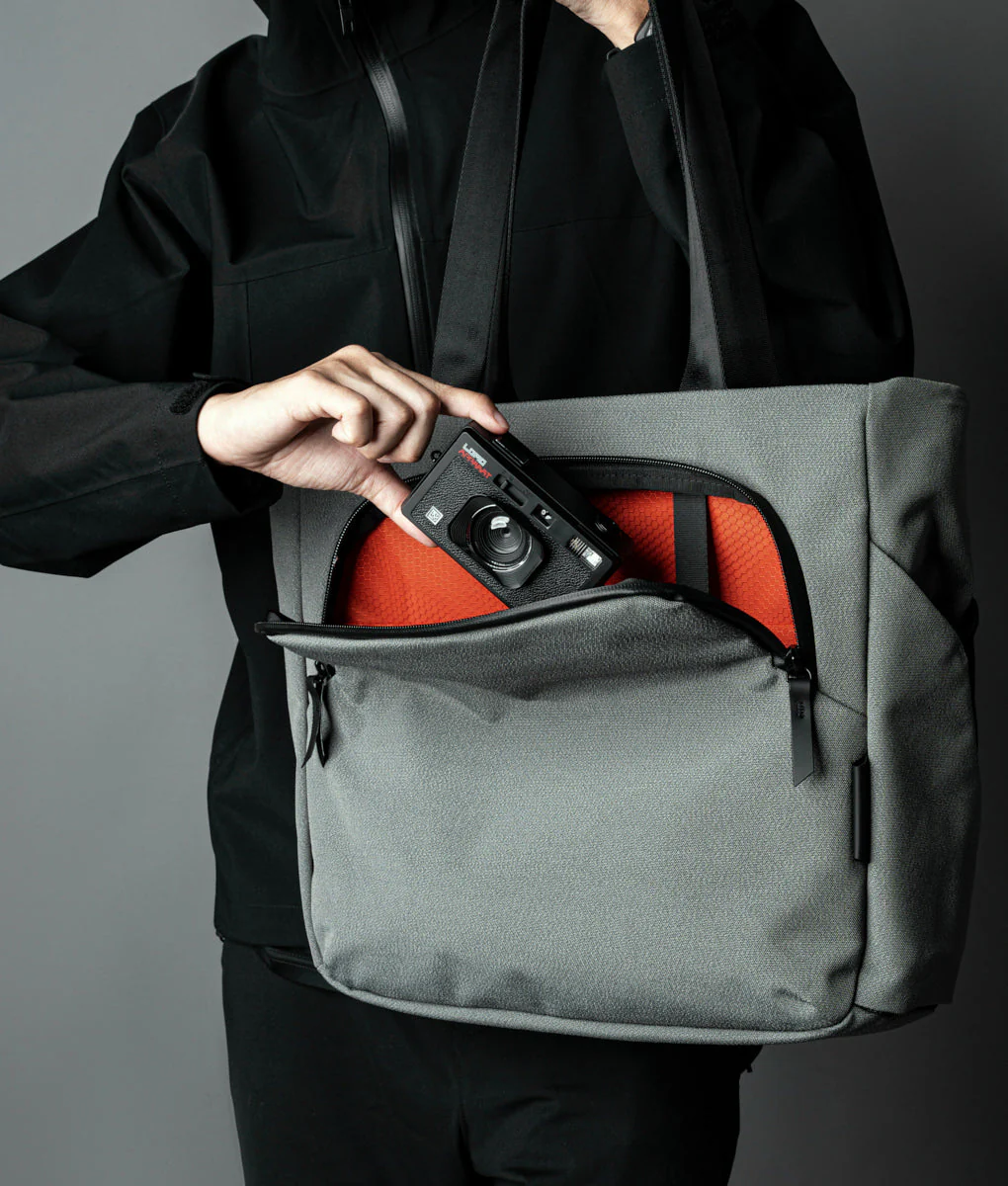 Bravo Tote V1