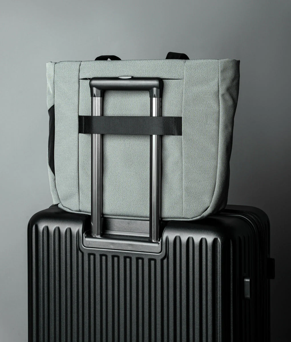 Bravo Tote V1