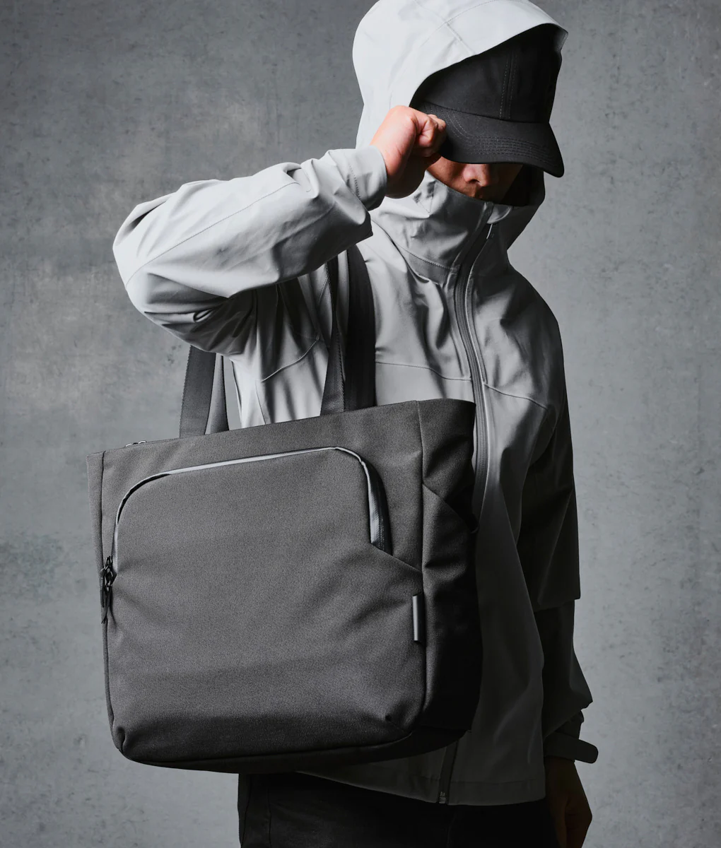 Bravo Tote V1