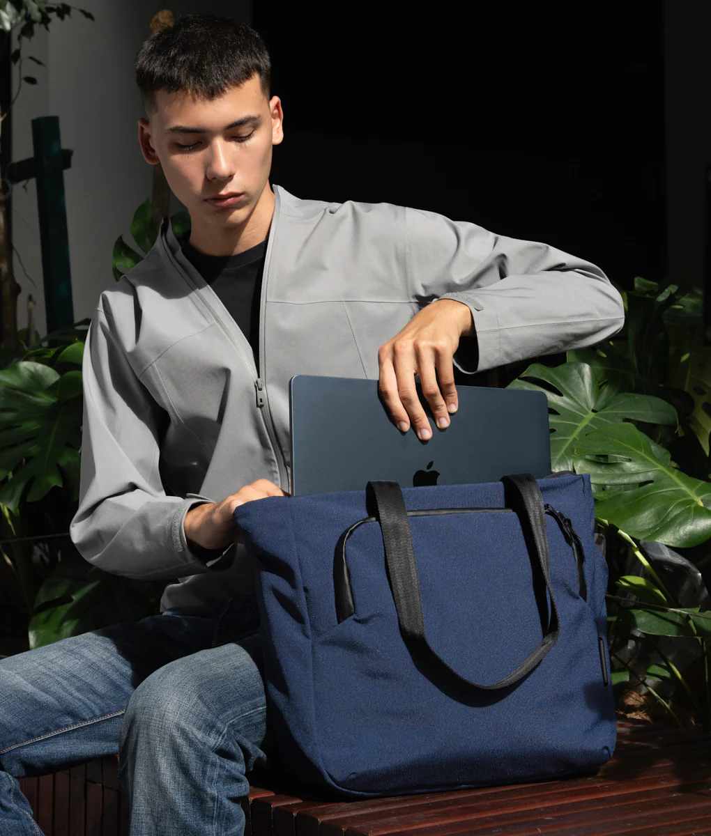 Bravo Tote V1