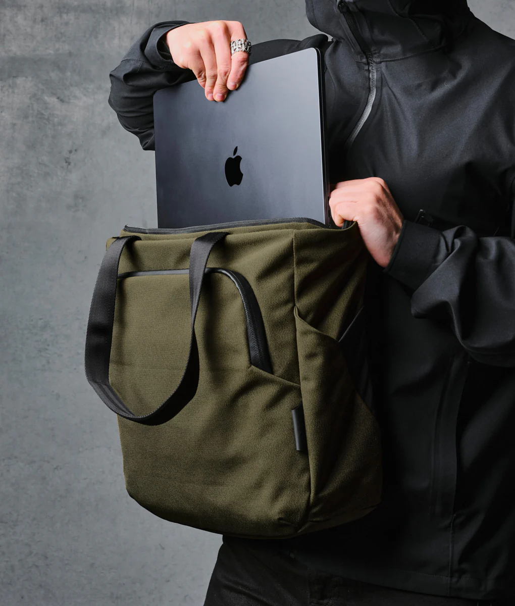 Bravo Tote V1