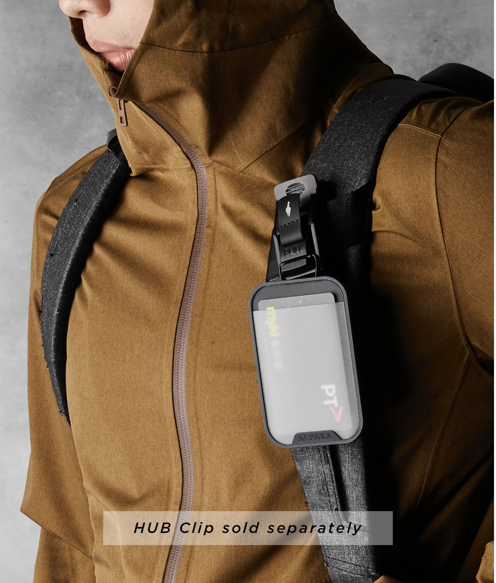 380-hub-cardholder-male-part-4.webp HUB Cardholder Male Part