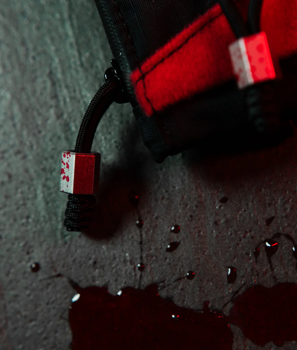Zip Pouch Max V2 – Vampire Edition