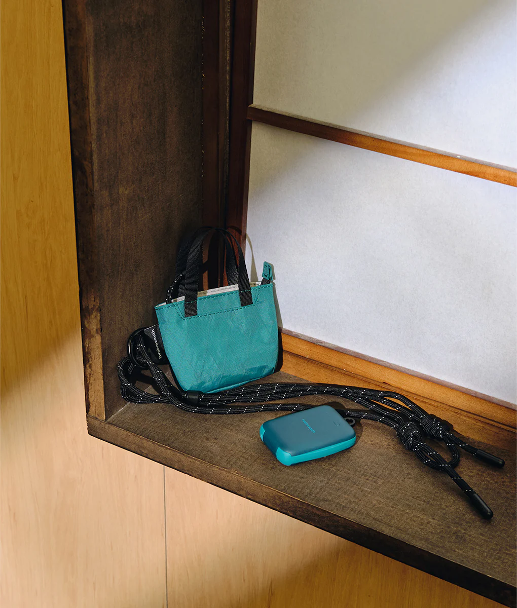 ALPAKA x Twelve South - Micro Tote
